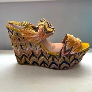 Yellow very comfortable wedge shoe sandle